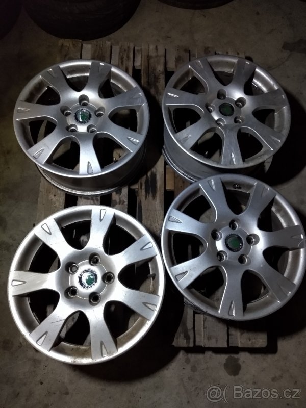 Škoda Octavia II. ND - 8