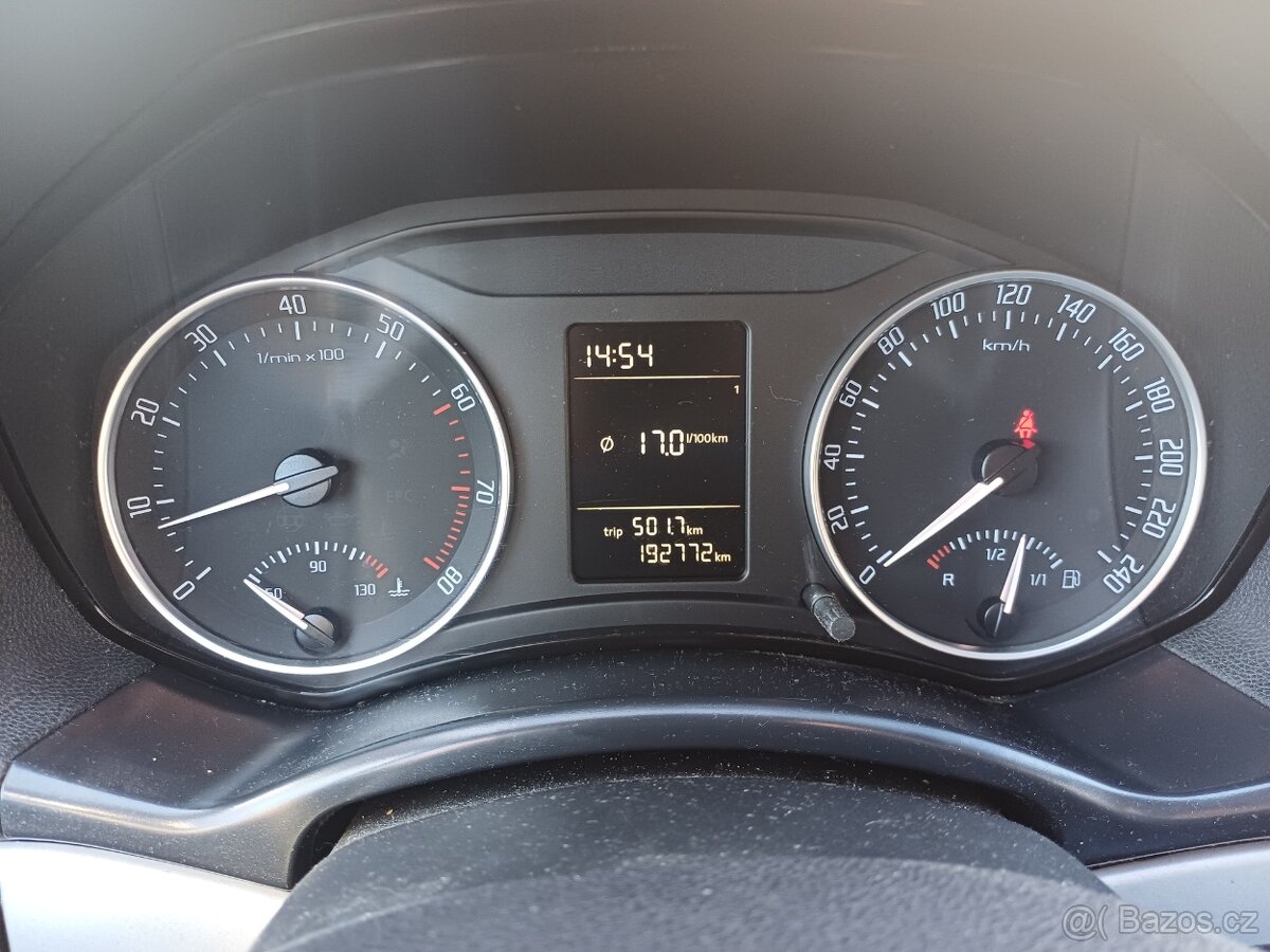 Škoda Octavia 1.4 Tsi - 8