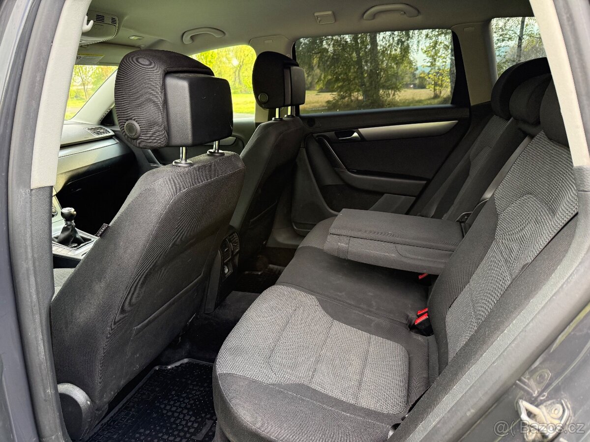 Volkswagen Passat b7 2.0tdi 103kw - 8