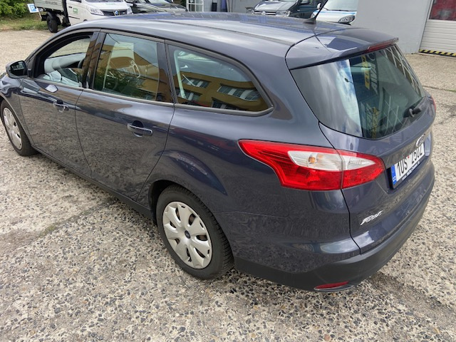 Ford focos - 8
