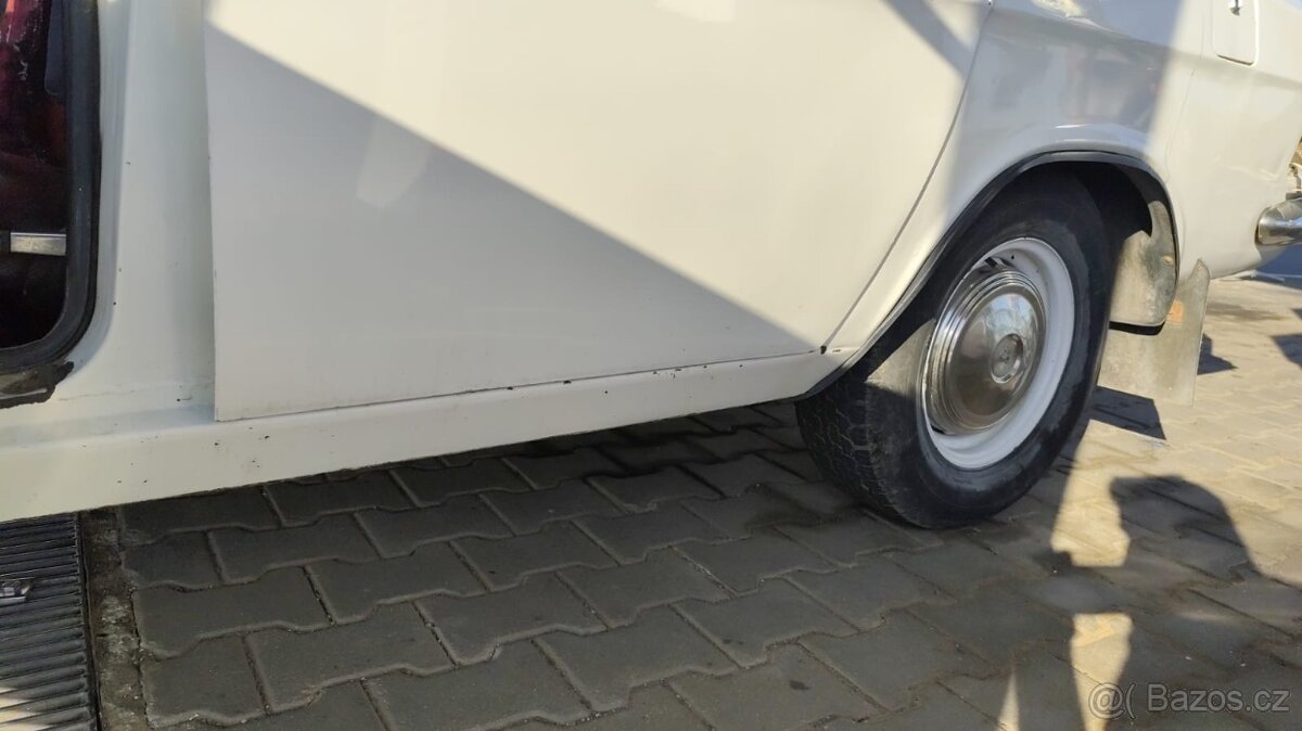 Gaz 24 Volha - 8