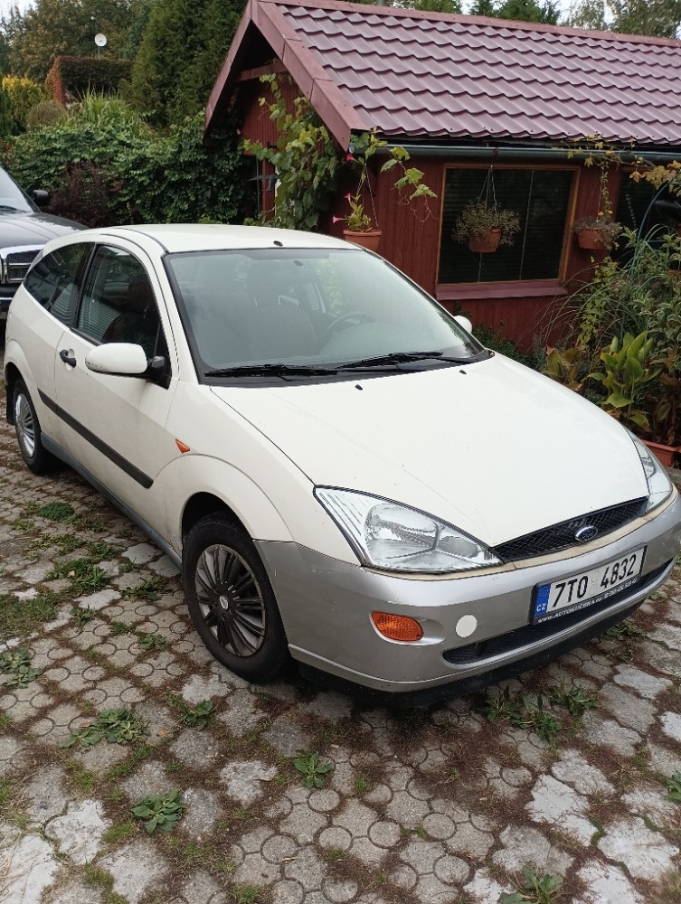 Ford Focus coupe mk1 - 8