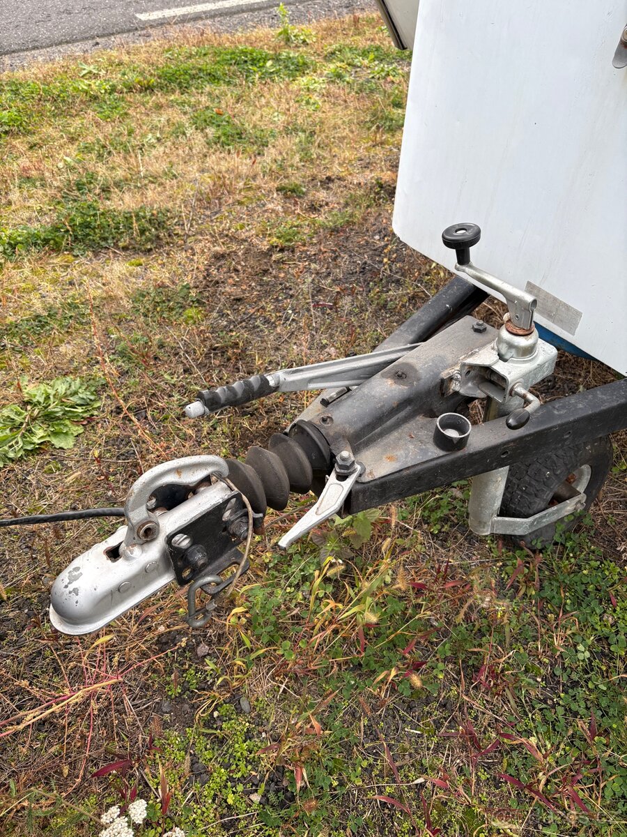 Karavan Wilk - sport 435 - 8