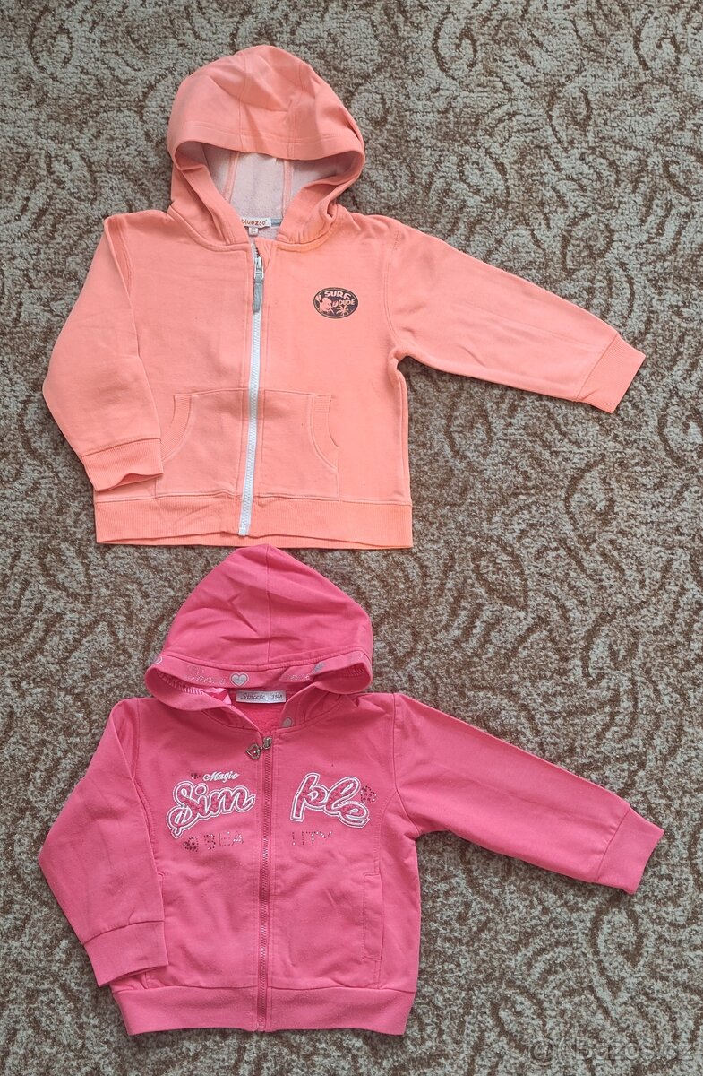 Dívčí mikiny a svetry vel. 3 měs. - 146 - 8