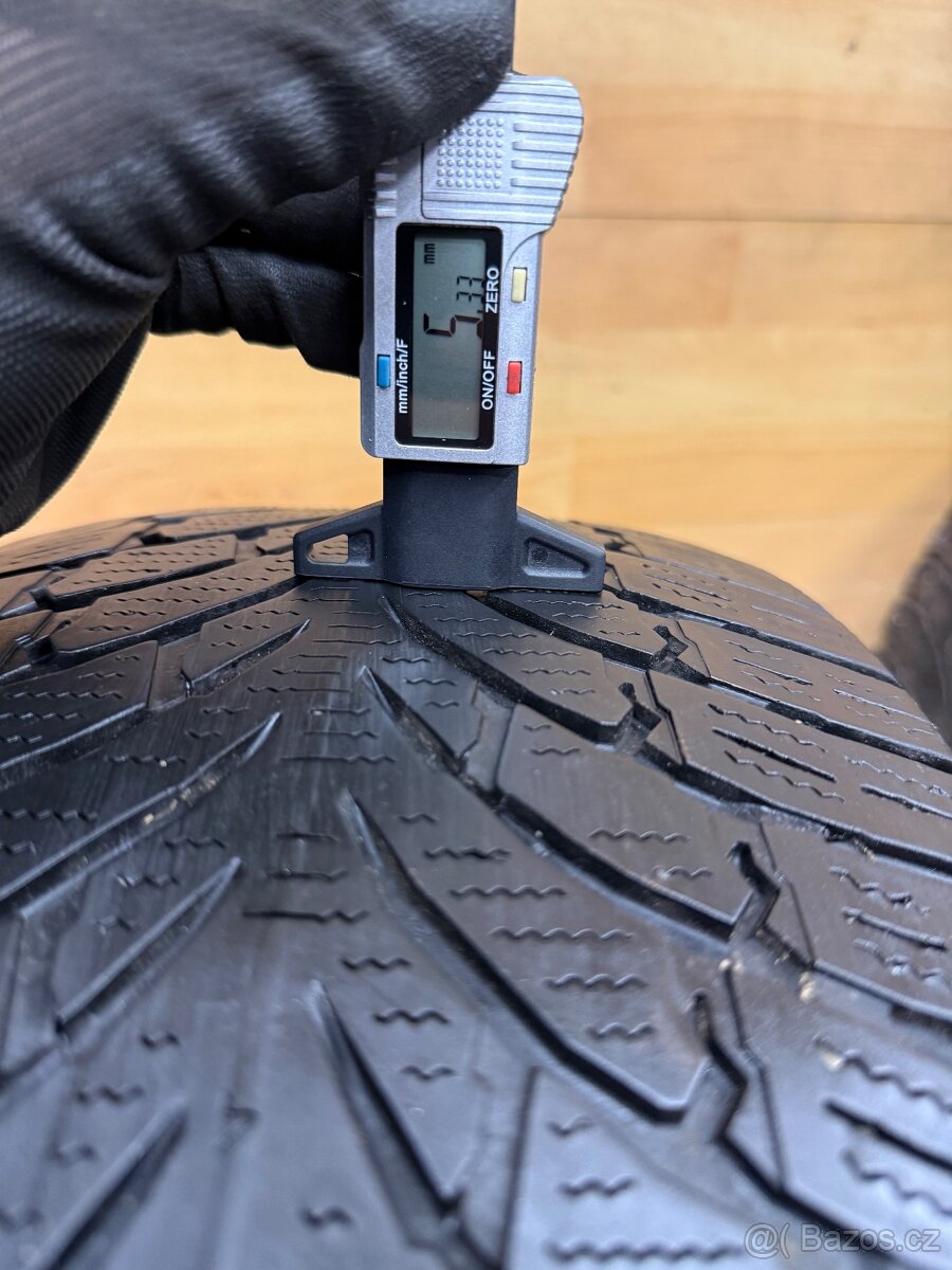 Zimní pneu 235/55/17 č.1 - 8