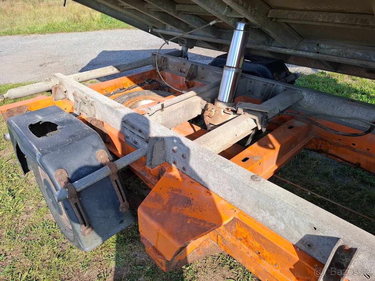 Renault Master 2.5 DCI 84kw Sklápeč,Sklopka Model 2005 - 8