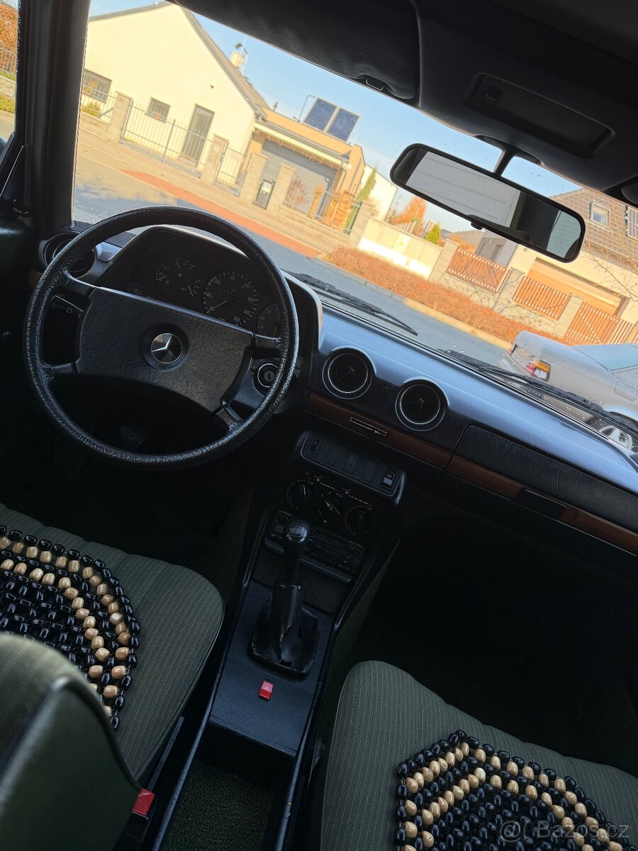 Mercedes-Benz W123 200D - 8