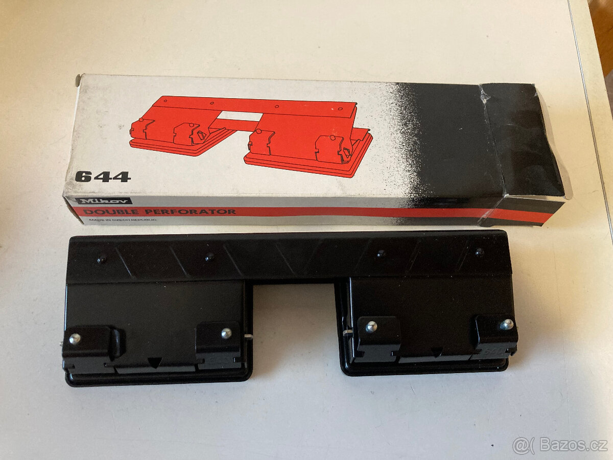 Děrovačka dvojitá na formát A 4 za 200 kč - 8