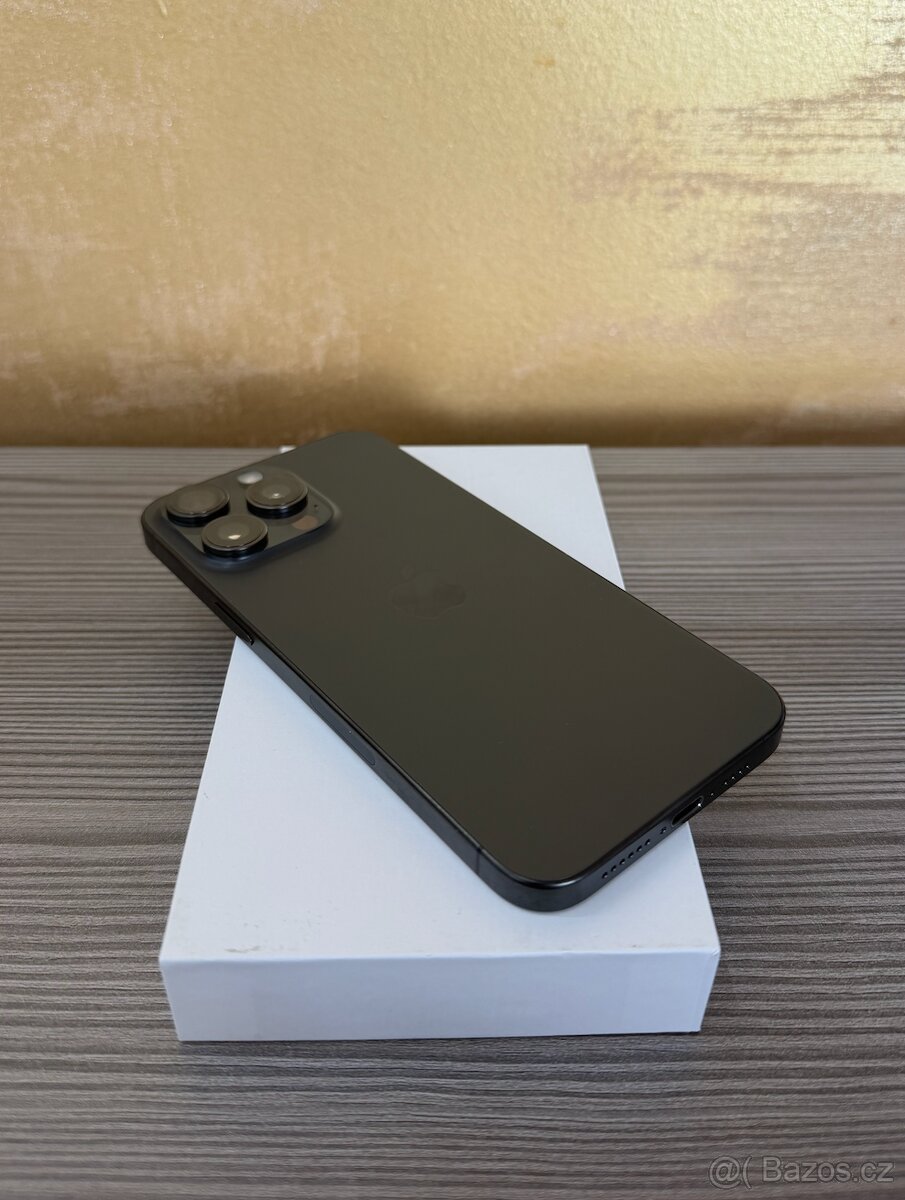 Apple iPhone 15 Pro Max 256GB černá, 100% baterie - 8