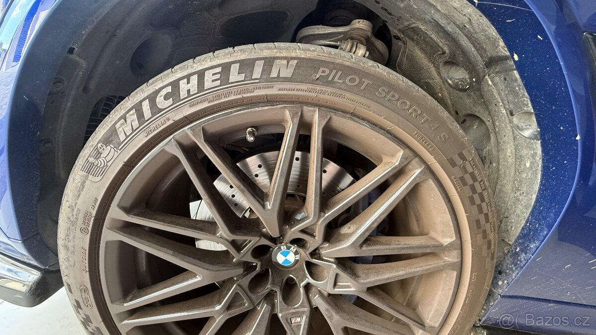 Pneu MICHELIN Dezén PILOT SPORT 4 S - 8