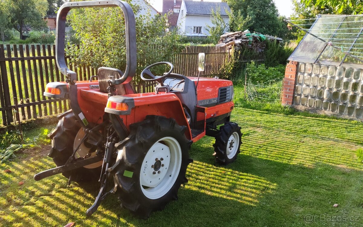 Malotraktor Kubota - 8