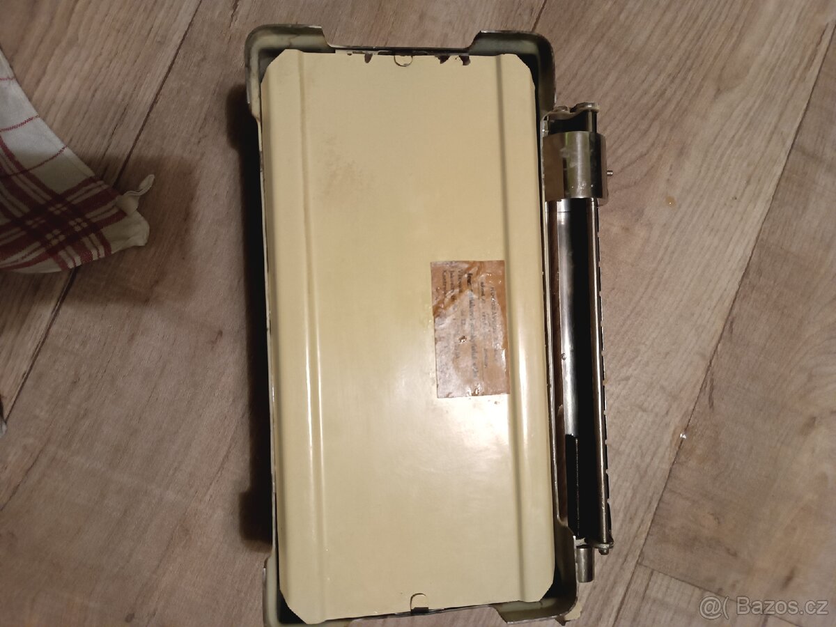 Staré kuchyňské váhy i - 8