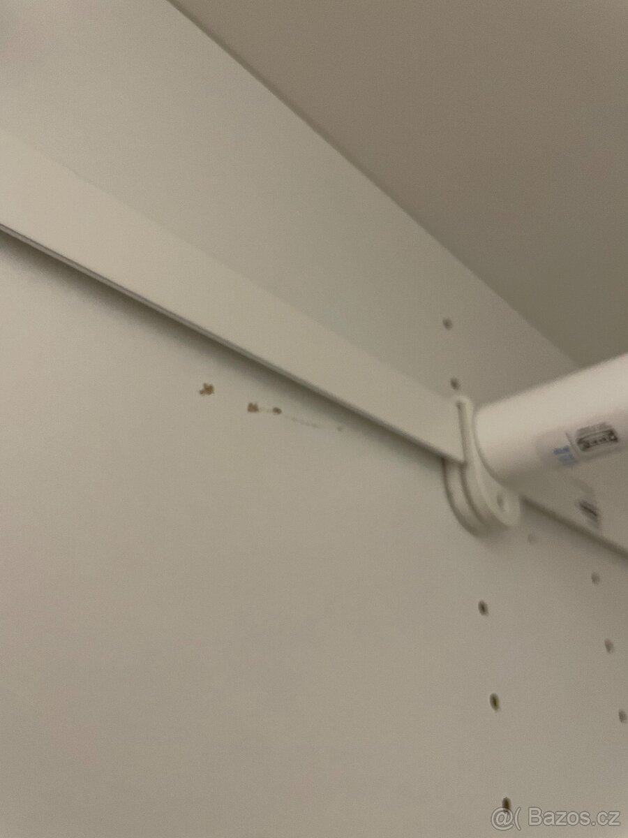 Patrová postel se stolem a skříní IKEA - 8