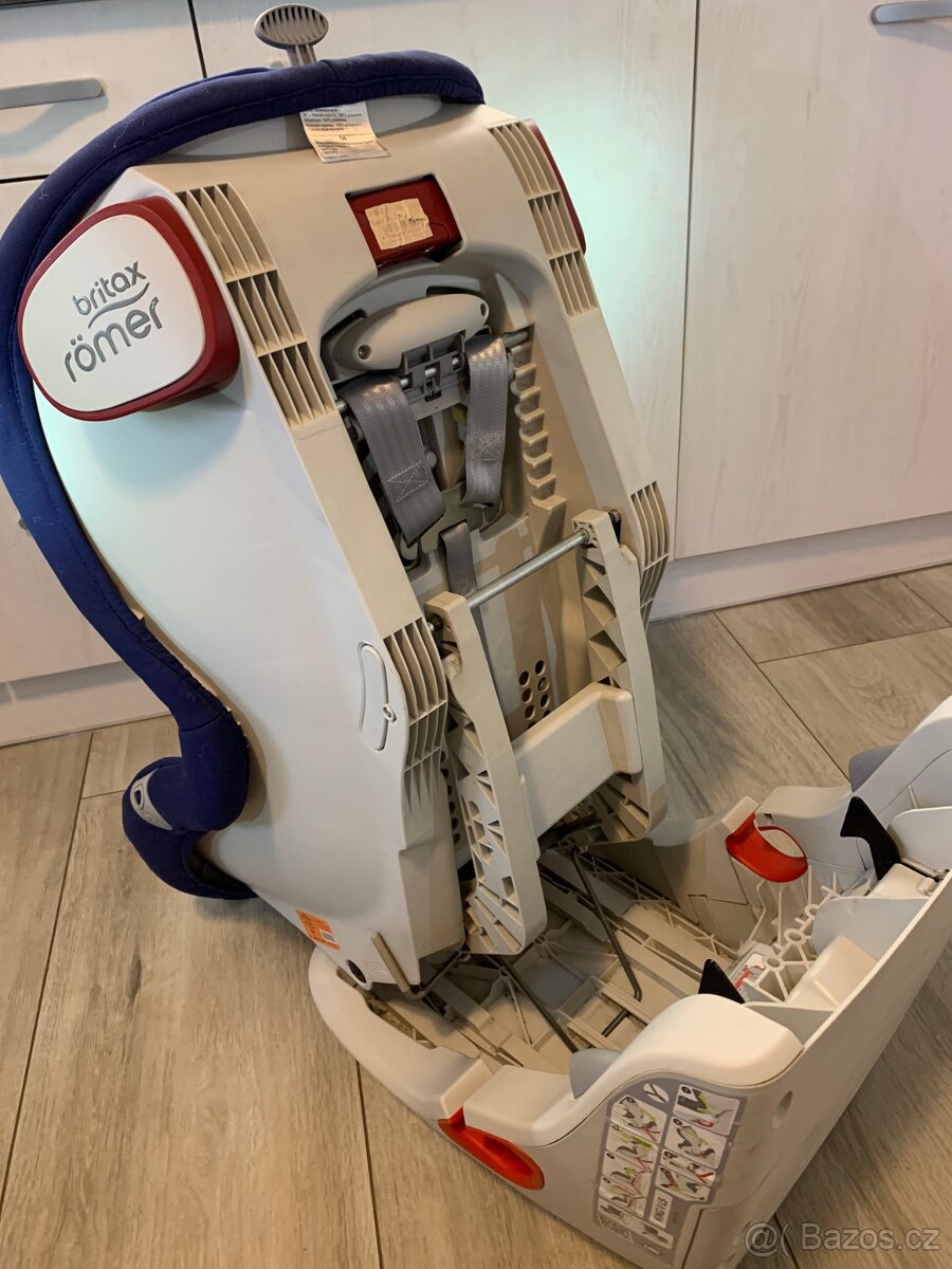 Rostoucí autosedačka BRITAX RÖMER - KING II - 8