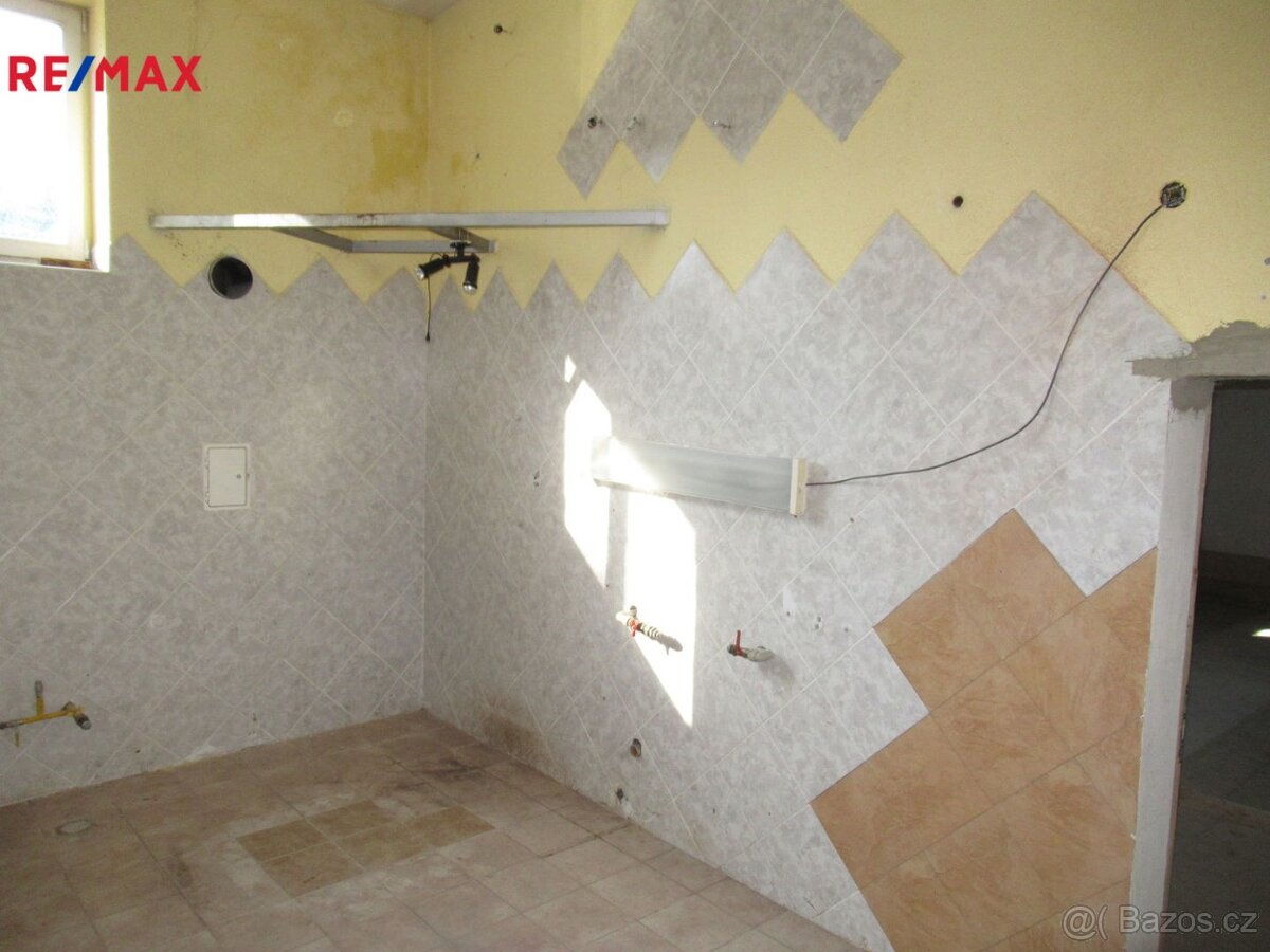 Pronájem komerčního objektu 130 m², Chrudim - 8