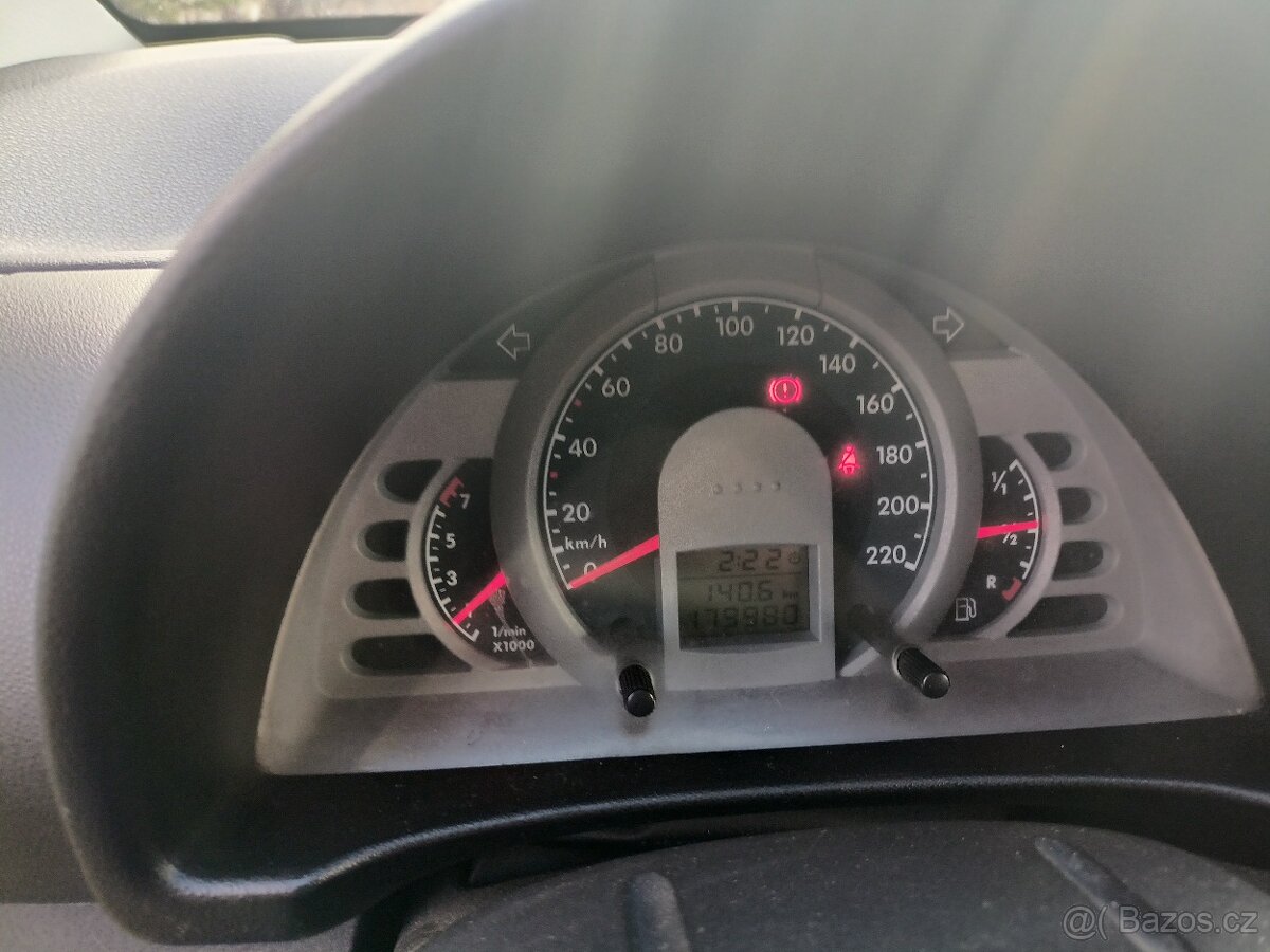 prodám Vw Fox - 8