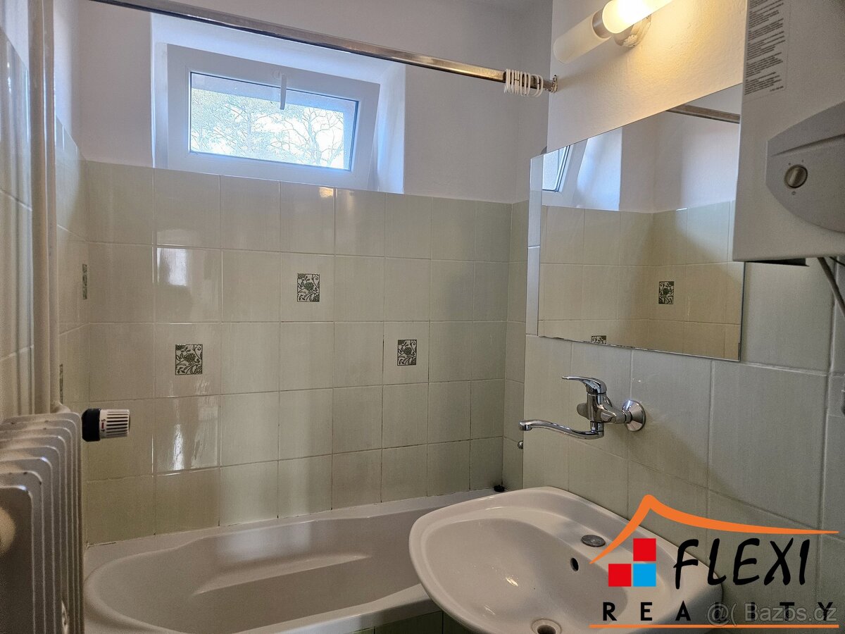 Pronájem bytu 3+1 s balkonem v os.vl.,63,4 m², ul. Lískoveck - 8