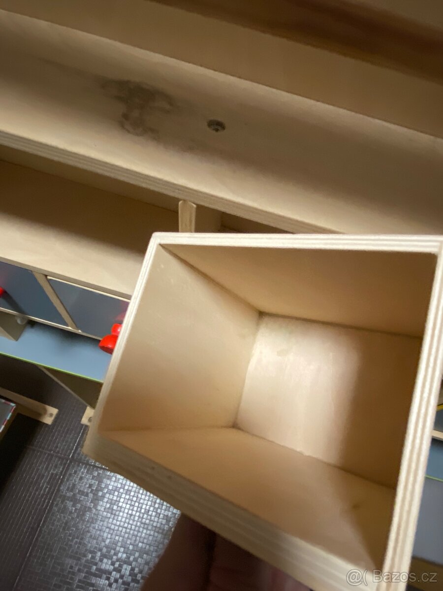 Kuchyňka + obchůdek + stůl - 8