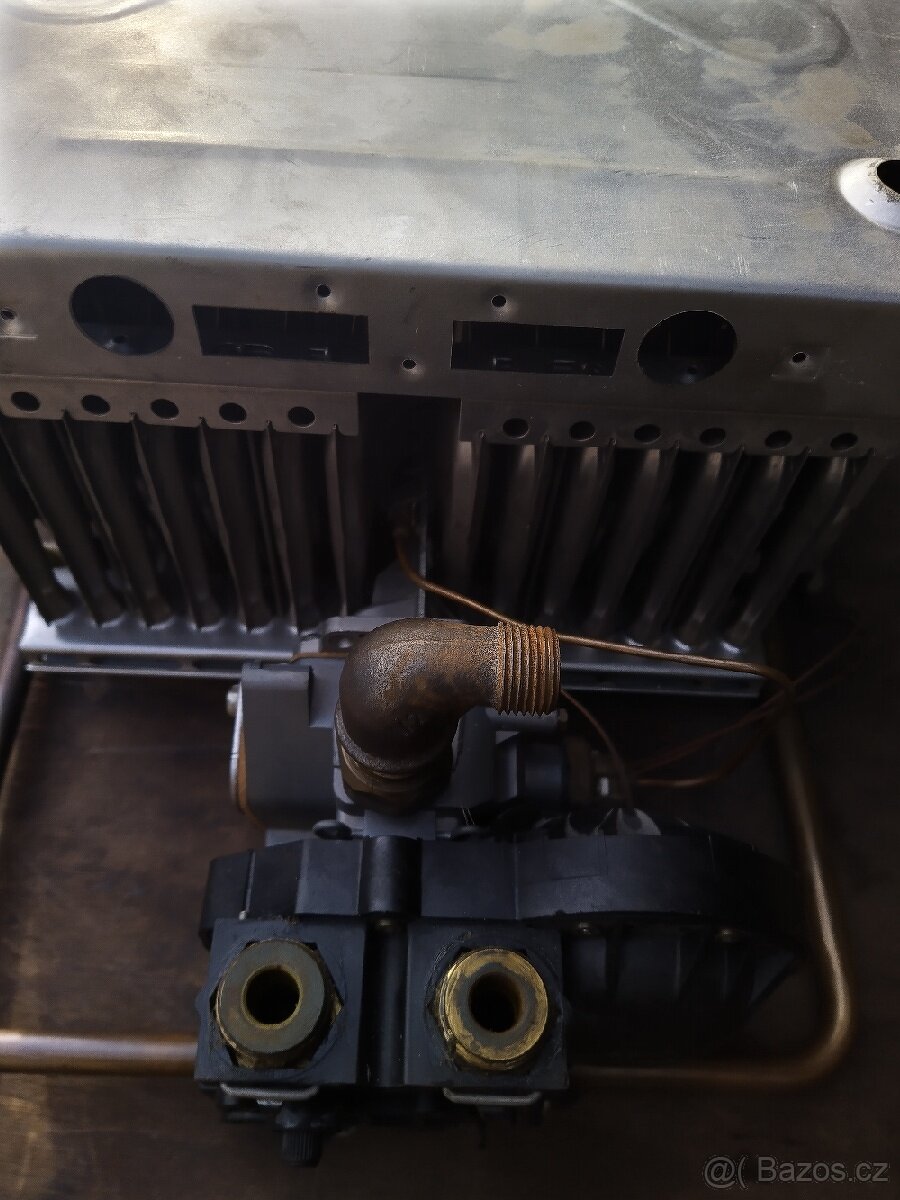 Průtokový ohřívač vody Chaffoteaux&Maury - 8