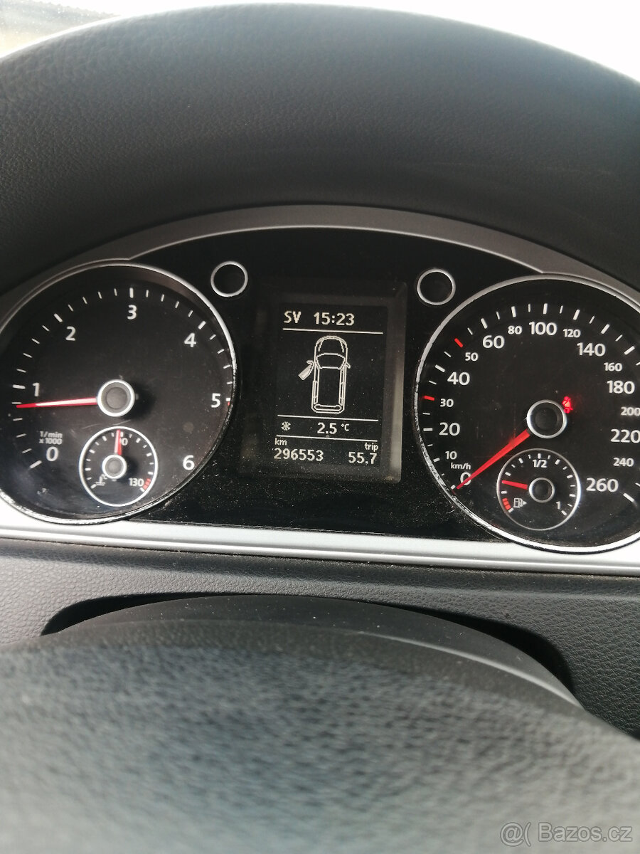 VW passat B7 2012 1.6 TDI - 8