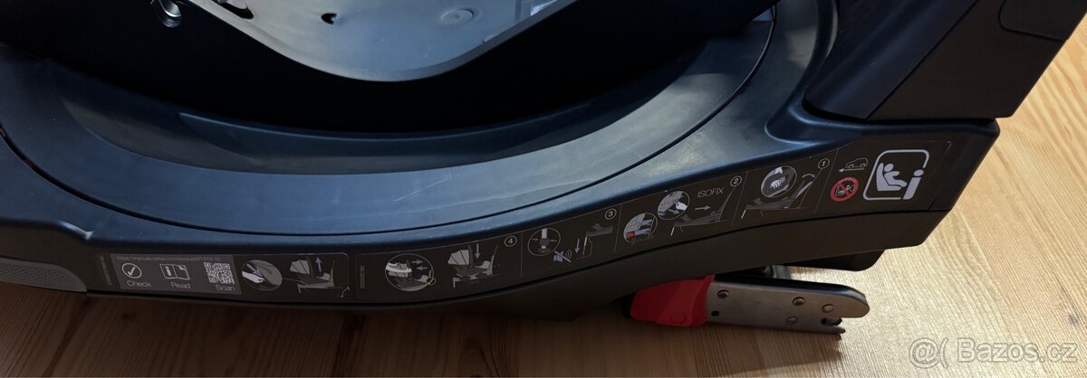 RÖMER Baby-Safe 3 + základna - 8