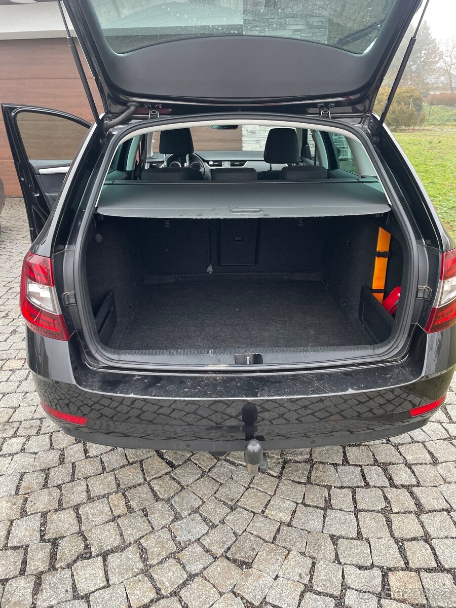 Škoda octavia kombi 1.6 TDi Dsg - 8