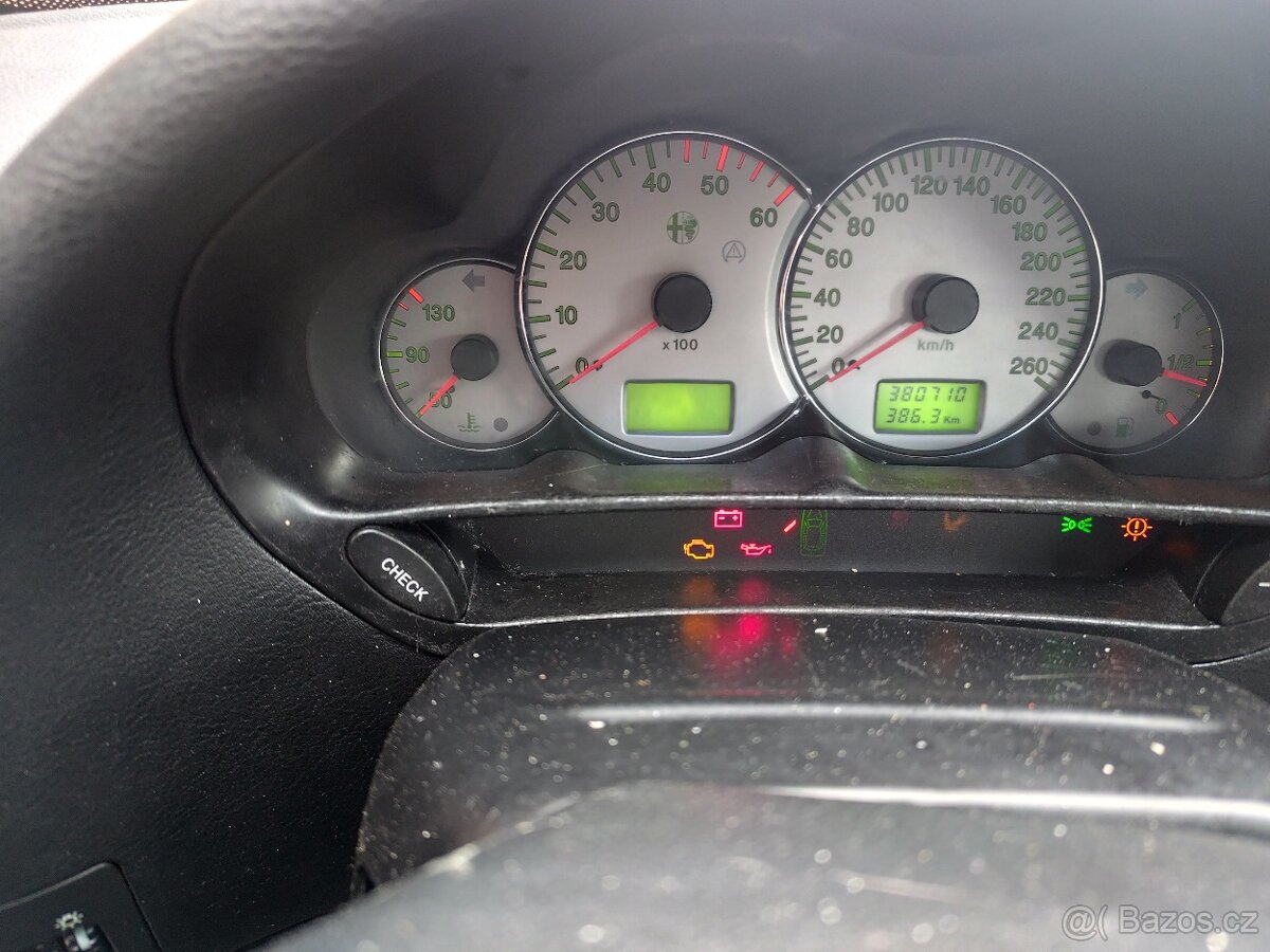 Alfa Romeo 166 2.4 JTD 110 kw - 8