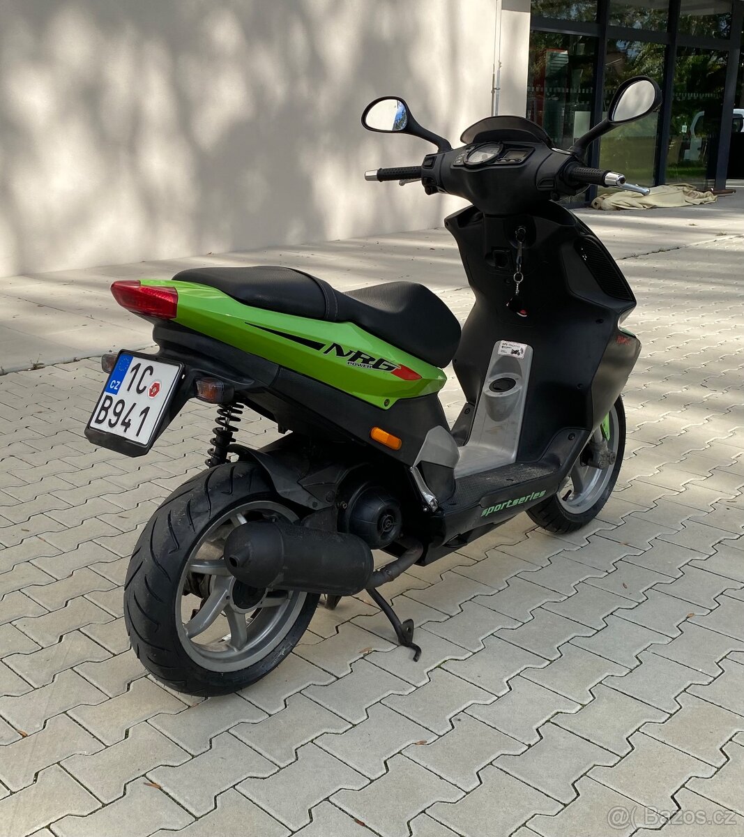 Skútr Piaggio NRG bez ŘP 25km/h jako elektrokolo - 8