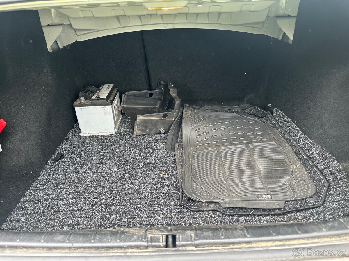 Prodám seat toledo 1.6 - 8