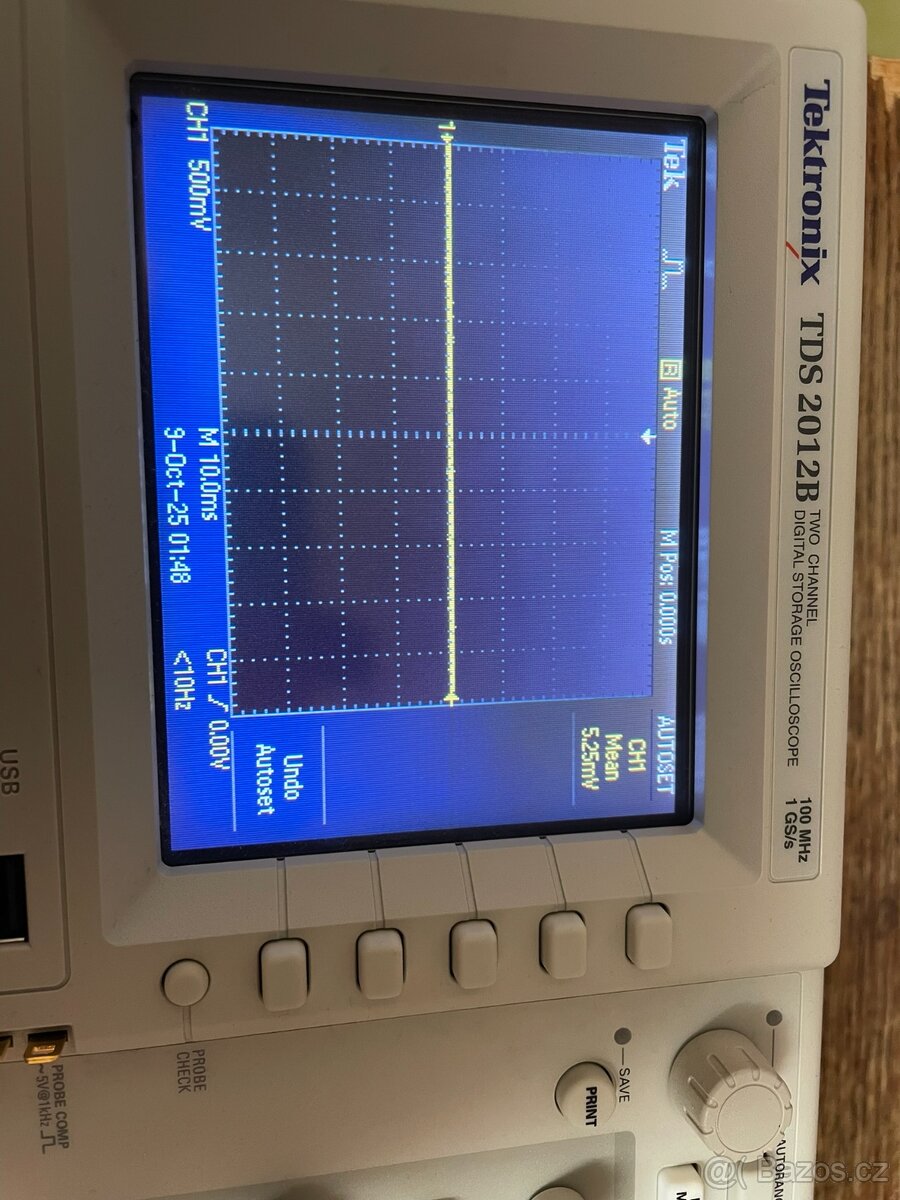 Tektronix TDS 2012B osciloskop - 8