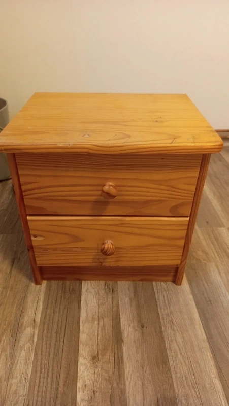 Postel masivní borovice - 8