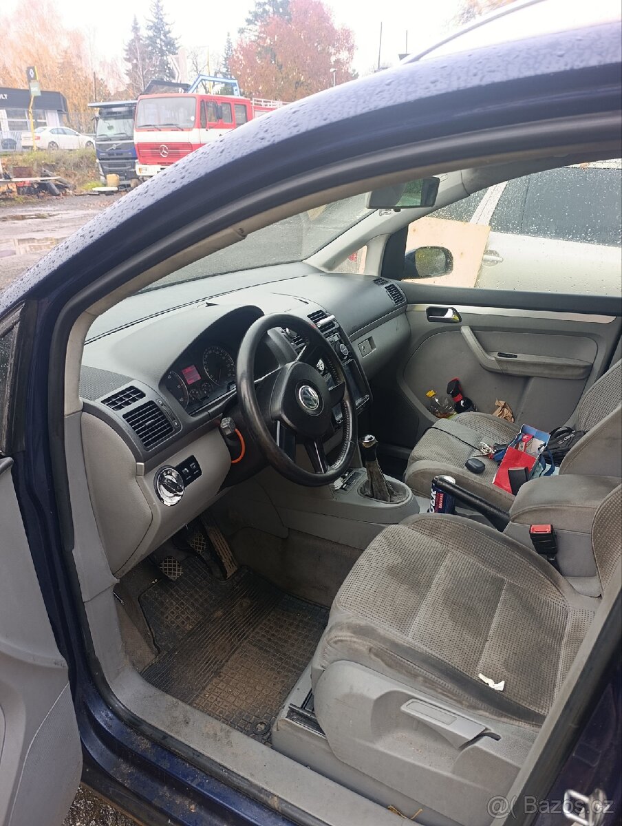 Touran 2.0 azv 100kw ND - 8
