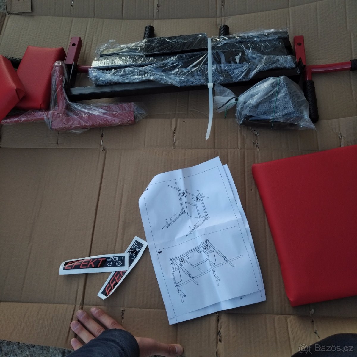 hrazda bradla cviceni na zed brisni 2v1 multifunkc - 8