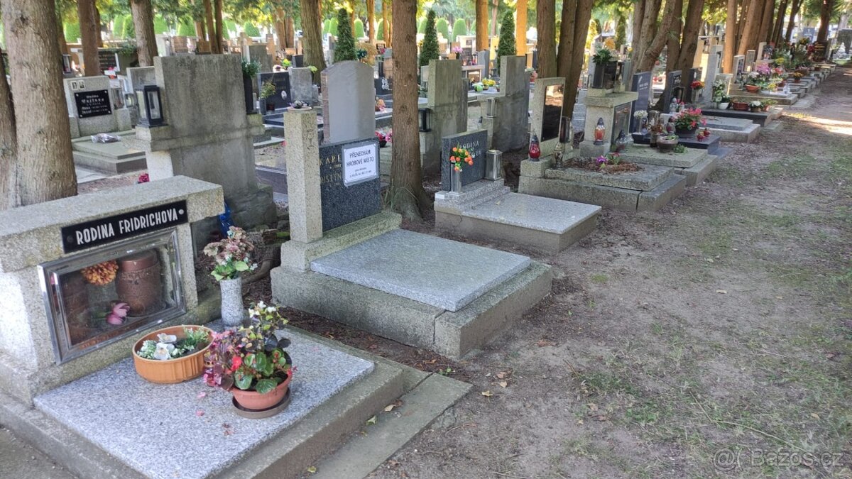 Hrobové místo Jindřichův Hradec - 8