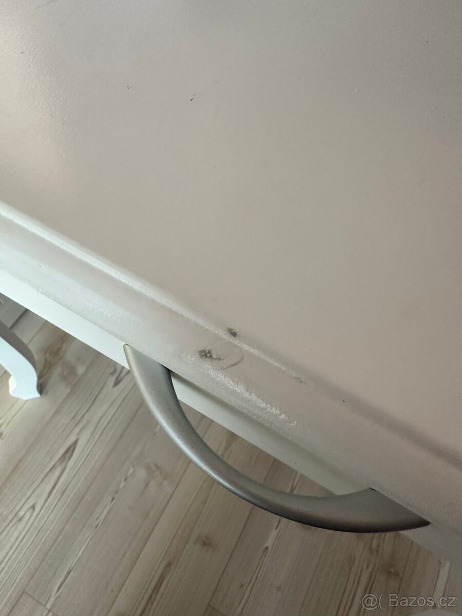 Kosmetický stolek s osvětlením - 8