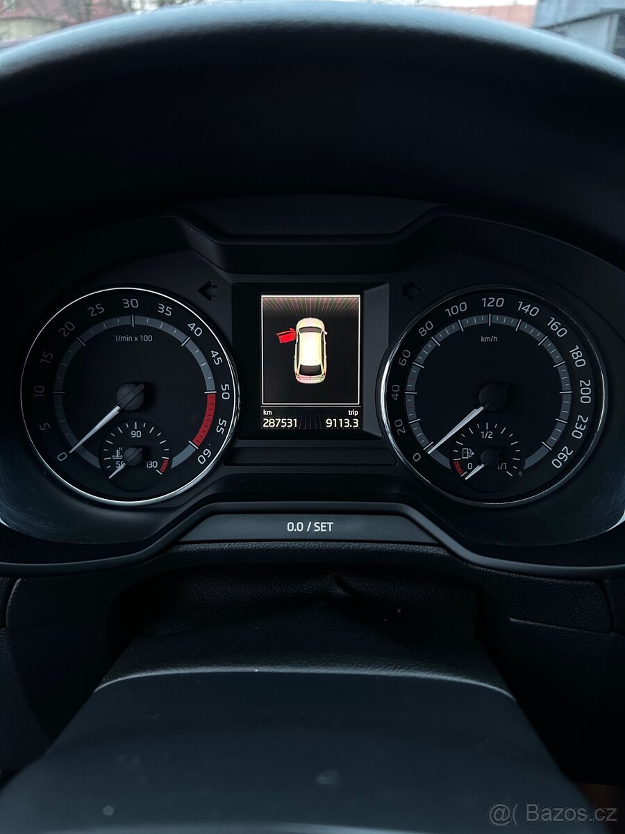 Škoda Octavia 3 (Scout) 4x4 DSG - 8