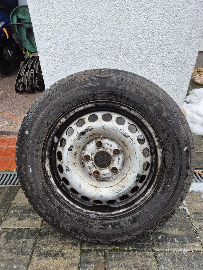 zimní pneu Falken Eurowinter z VW T5 205 55 R16c - 8