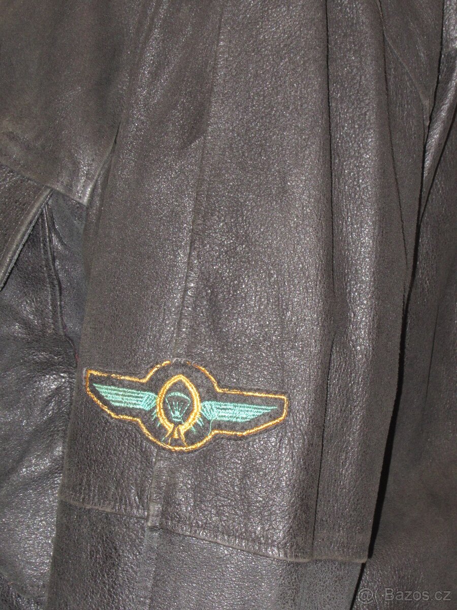 Kožená bunda pro tvrďáka - 8