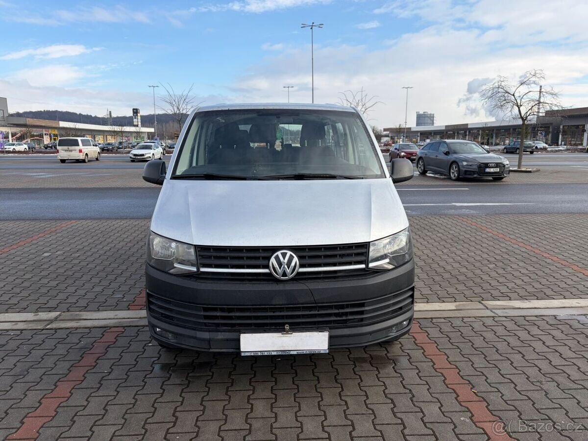 Volkswagen Transporter 2.0 TDi 1.maj.ČR 9míst long - 8