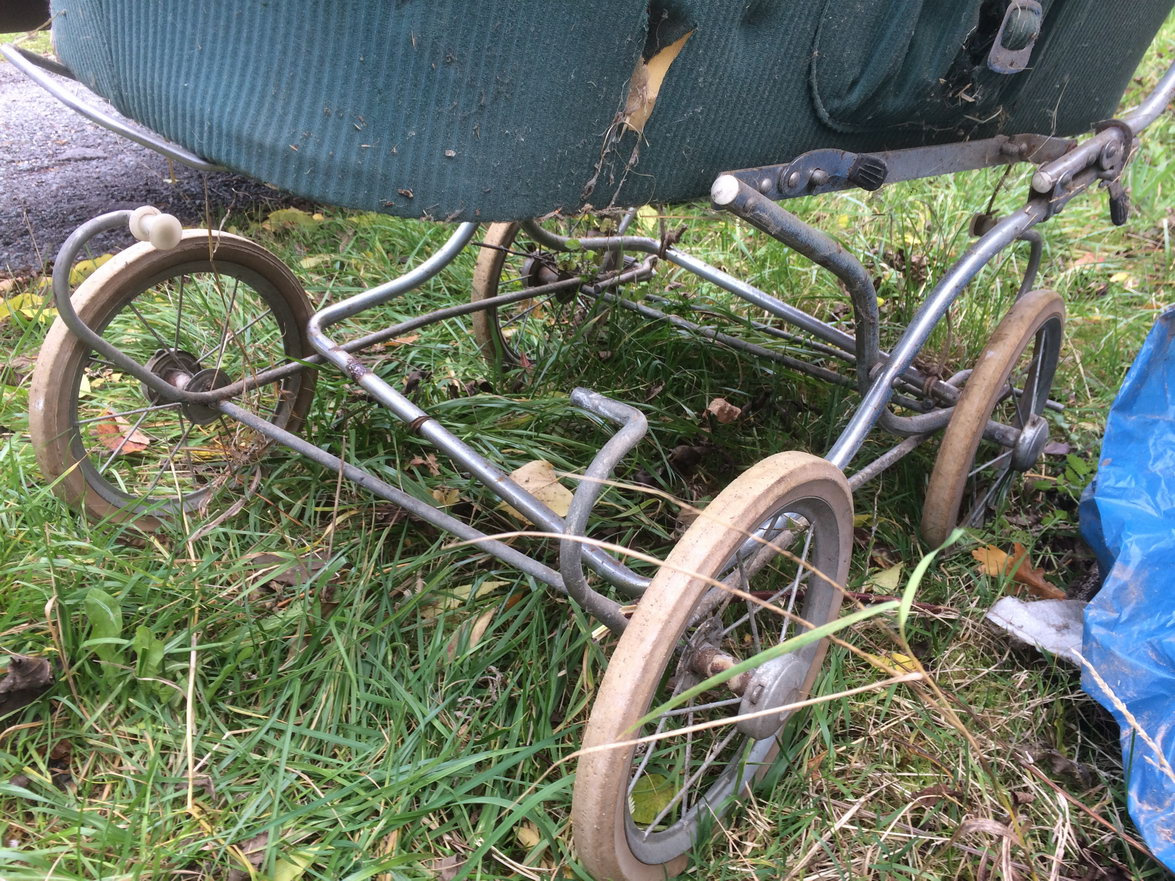 Starý retro kočárek Liberta - 8