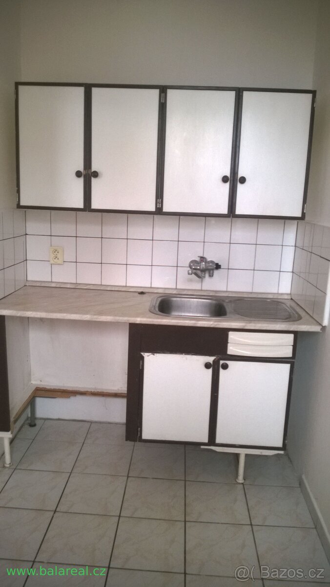 1+1 Halasovo náměstí Brno Lesná 32 m2 s balkónem, 9 p., neza - 8