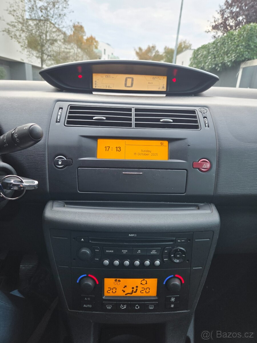 2008 Citroen C4 - hatchback - 8