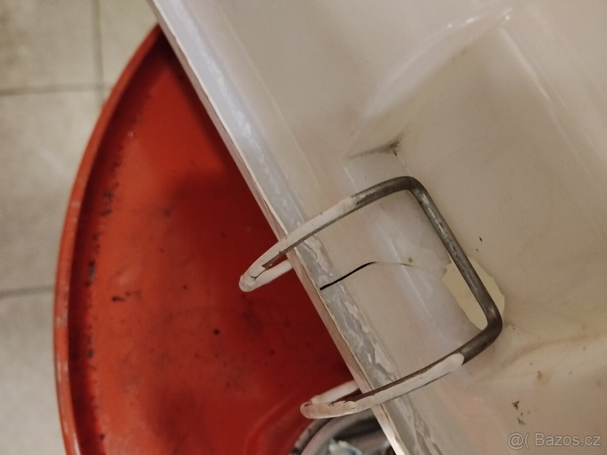 Zářivkové tělesa - 8