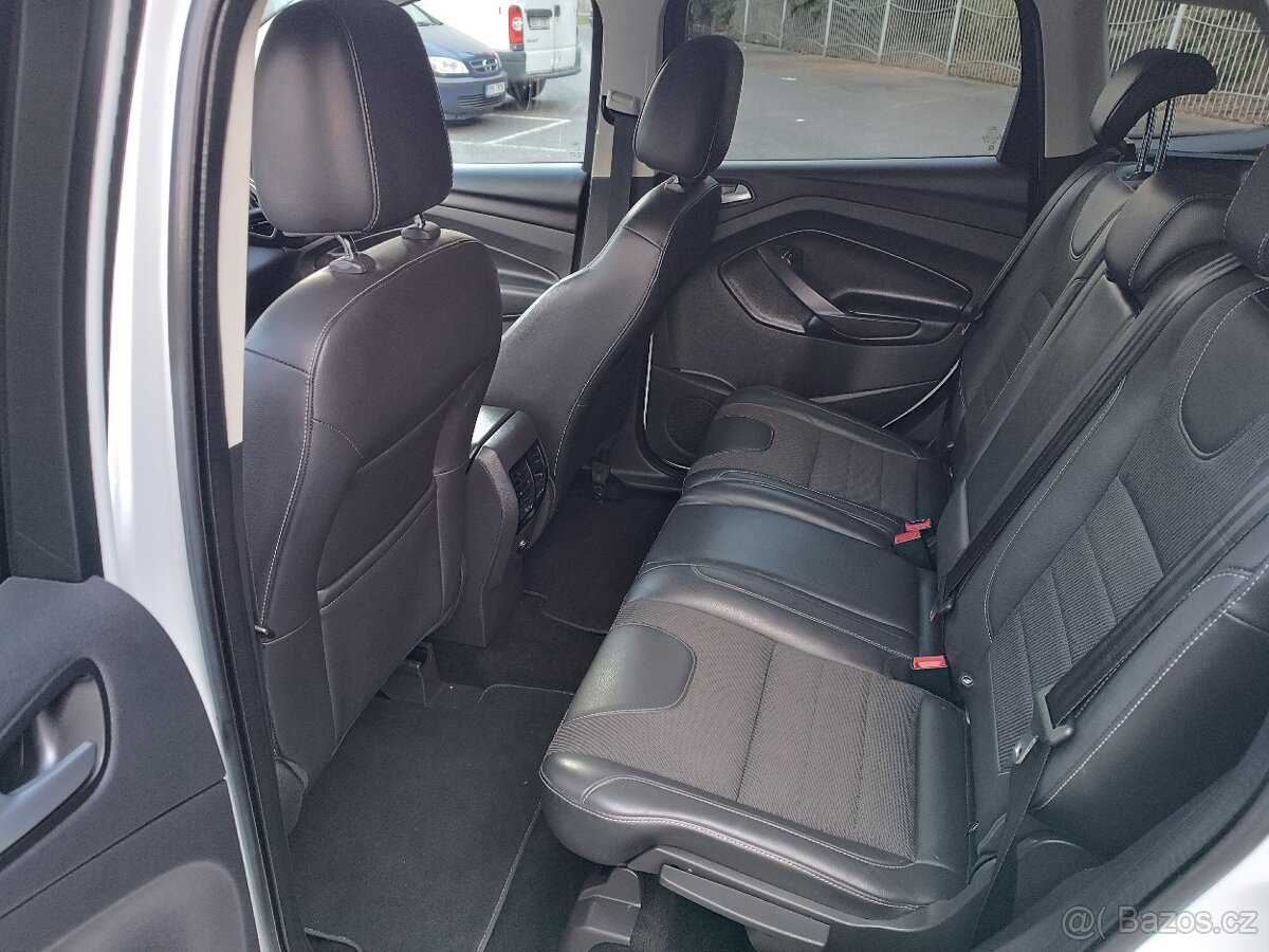 Prodám Ford Kuga EcoBoot 1.5, 110kW, benzín - 8