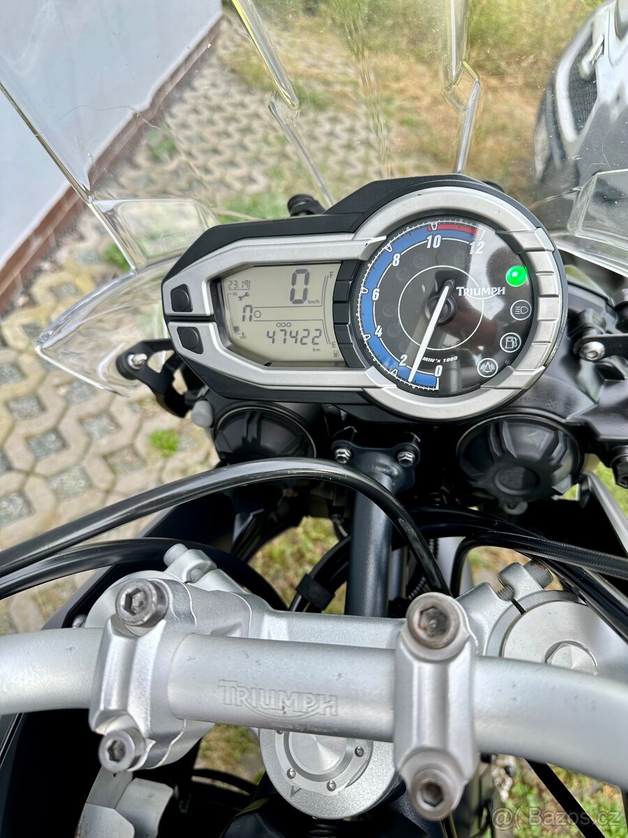 Triumph tiger 800 xc - 8