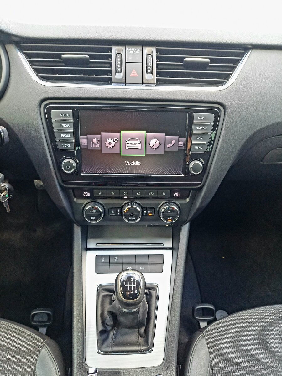 Škoda Octavia 3 2.0Tdi 110 kw combi ELEGANCE - 8