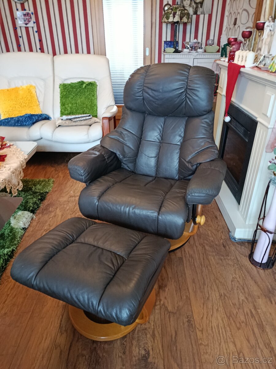 ZNAČKOVÉ RELAXAČNÍ KOŽENÉ OTÁČECÍ KŘESLO -PODNOŽNÍK - 8