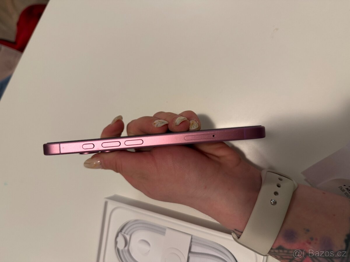 iPhone 16, 128gb v ZARUCE - 8