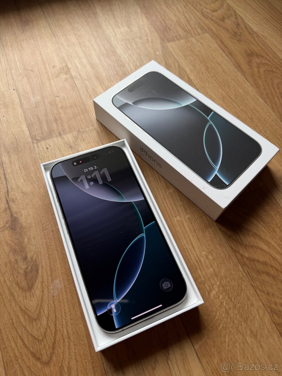 Apple iPhone 16 Pro 128GB bílý - 8