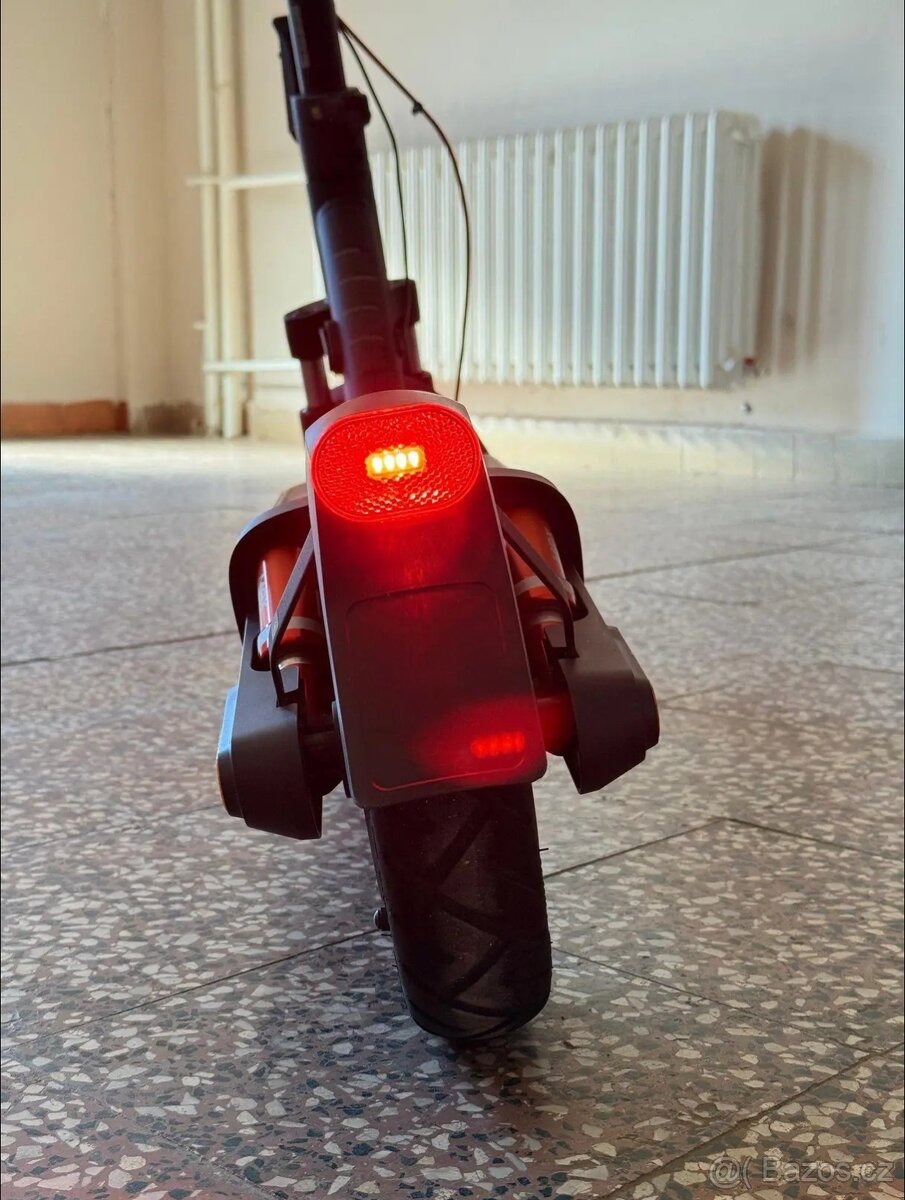 Elektro koloběžka - 8